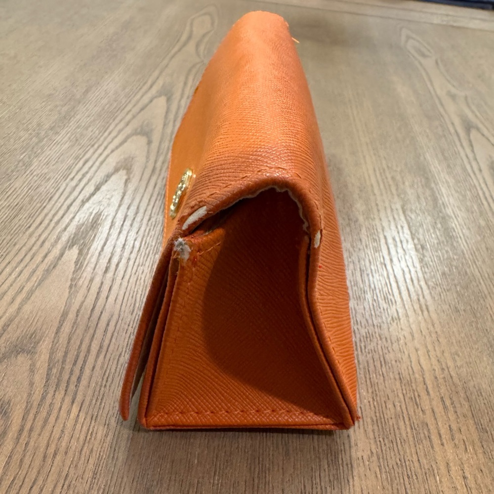 Tory Burch Orange Eyeglass Case: Semi Hard: Used - Picture 3 of 9